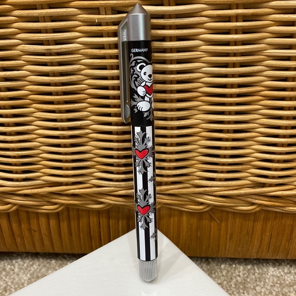 New Online College Rollerball Pen Heart Bear Design with Standard Ink Refill ! - Picture 2 of 6